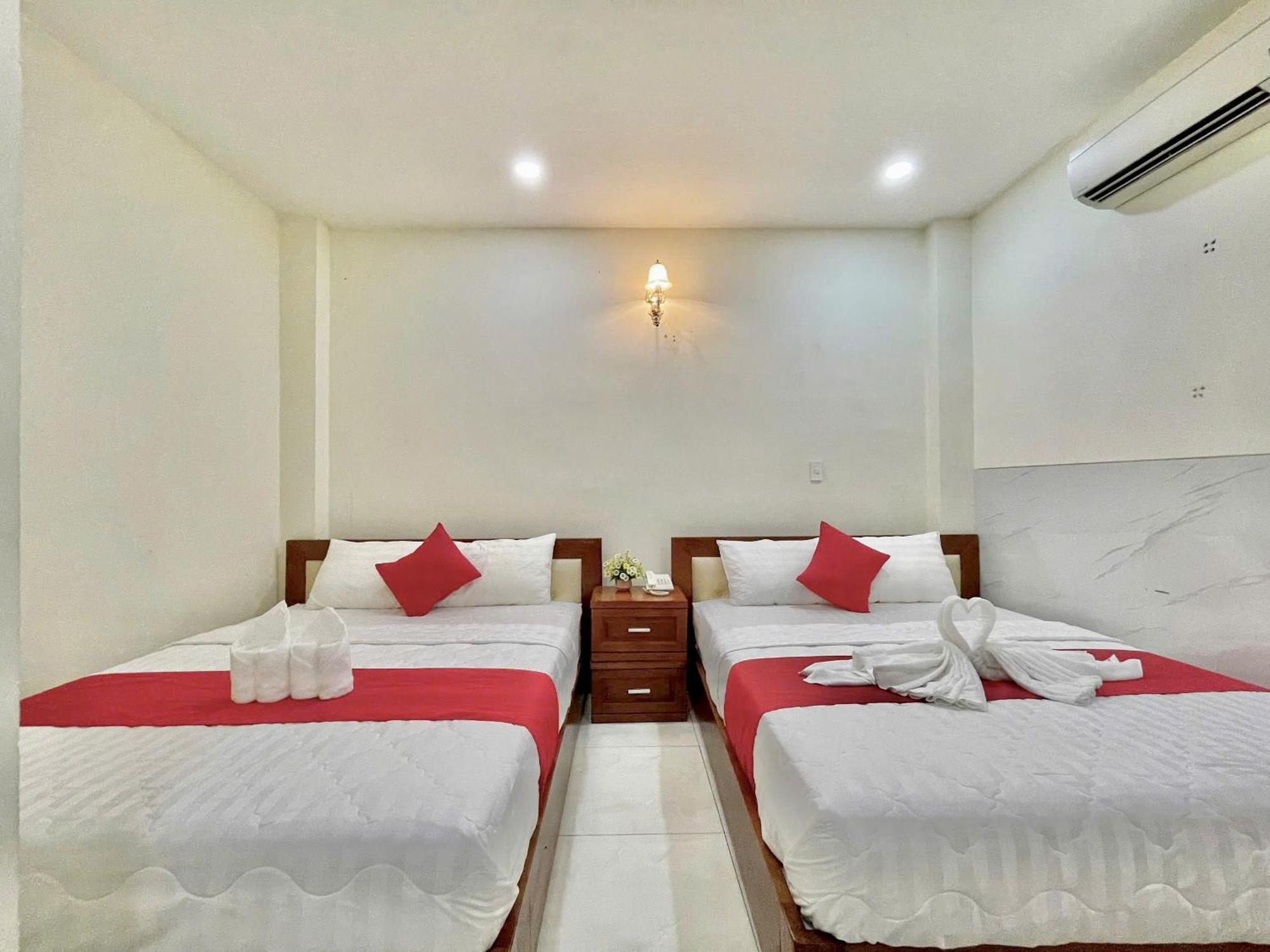 Nhu Y Hotel Bandar Ho Chi Minh Luaran gambar